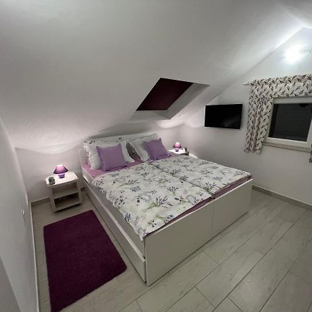 Apt Bobotovi In Center Of Stari Grad, Hvar Esterno foto